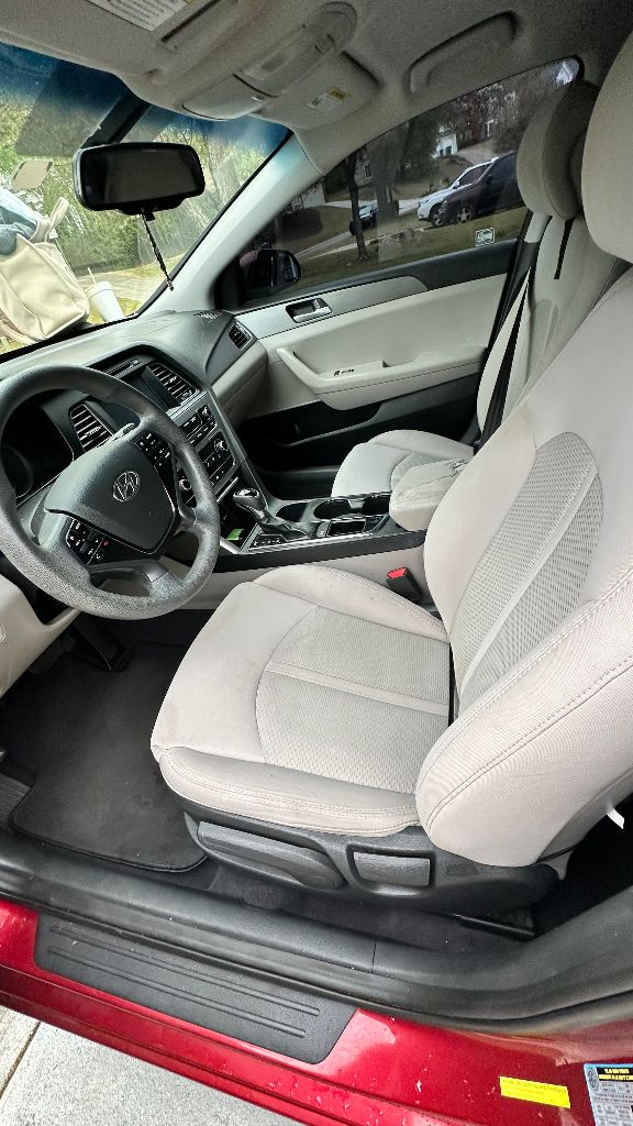 2016 Hyundai Sonata SE - Photo 13