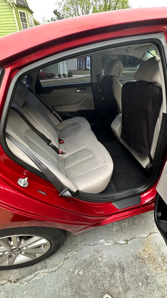 2016 Hyundai Sonata SE - Photo 11